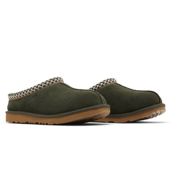 UGG Tasman II Slipper in Forest Night big kids size
